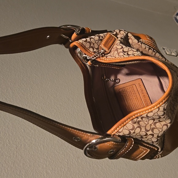 Coach bundle - Picture 4 of 9